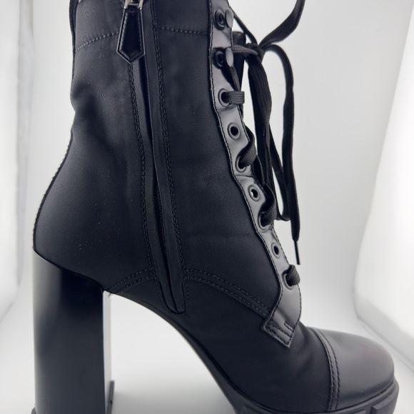 Prada triangle-logo 110mm boots - Picture 9 of 16